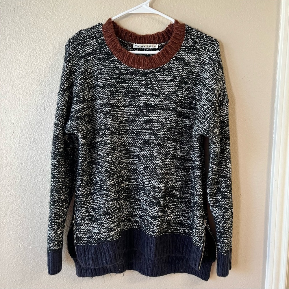 Trina Turk Marled Knit Sweater with Contrast Collar Size L
